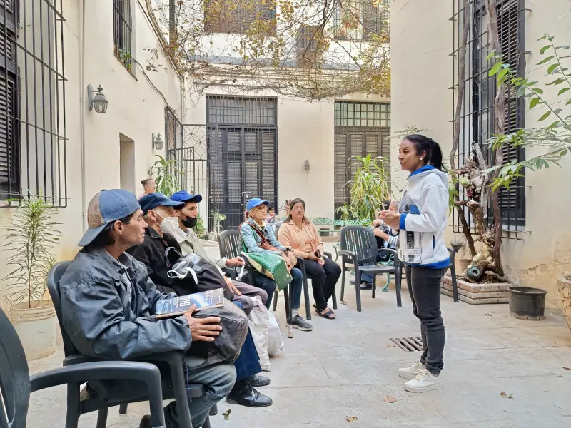 Abrazos del Alma en Reina